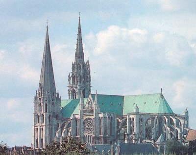 chartres_cathedrale_aero_sur.jpg