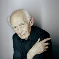 Zygmunt Bauman y la sociedad líquida