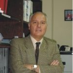 Juan Manuel de Faramiñán Gilbert: «Todos los seres humanos buscamos desesperadamente la felicidad»