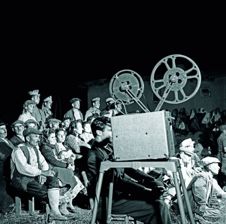 Cómo influye el cine en la sociedad Revista Esfinge