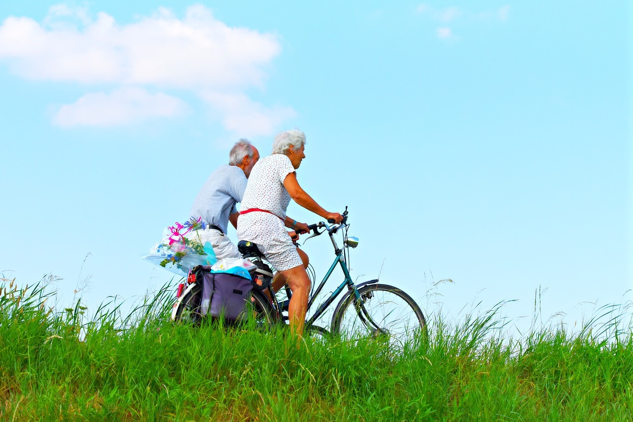 ancianos bici