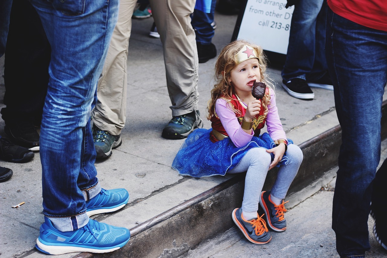 niña superheroe