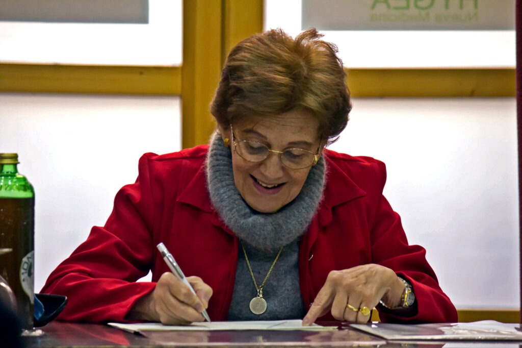 Hoy vi delia steinberg guzman