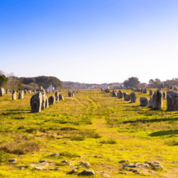 Geometría asombrosa en los megalitos de Carnac, Francia