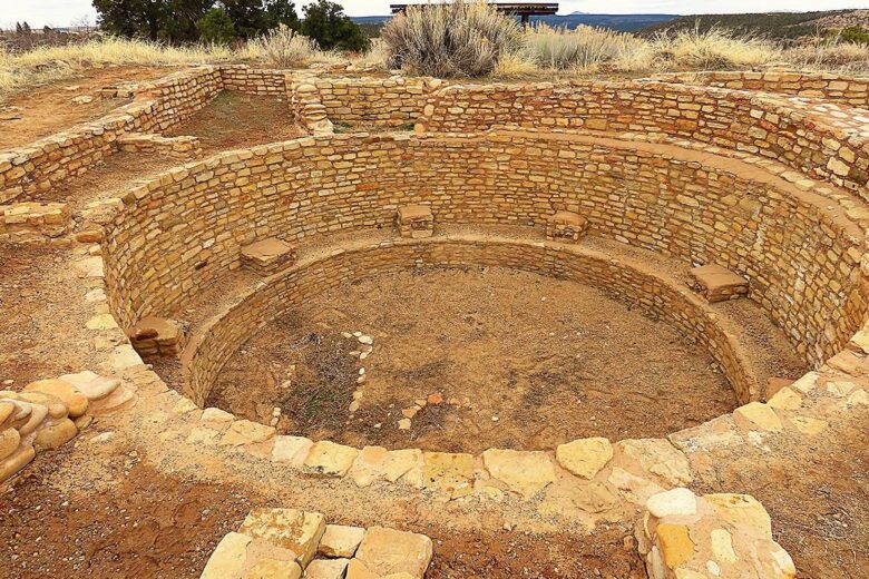 Kiva de Escalante Pueblo, construida por los Pueblos Ancestrales hacia 1120, según dataciones dendrocronológicas. El asentamiento se sitúa cerca del Canyons of the Ancients Visitor Center & Museum, en el condado de Dolores, Colorado. Foto del autor.