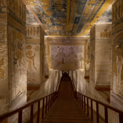 La duplicación del cubo y los 42 jueces de la confesión negativa en Egipto